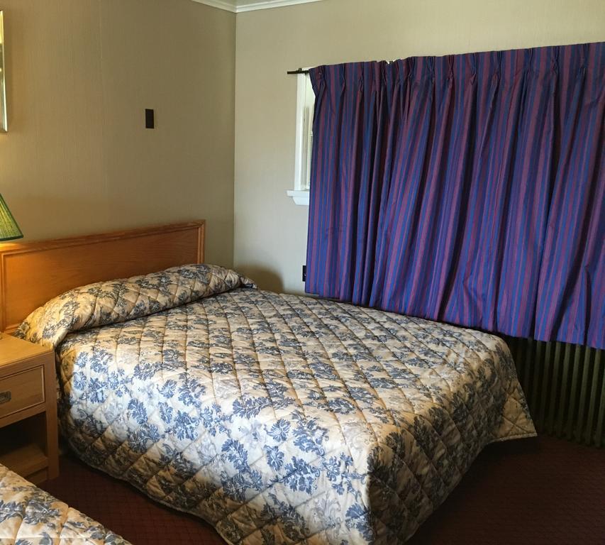 Shamrock Motel Midland Ngoại thất bức ảnh