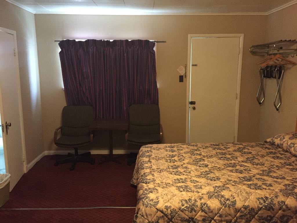 Shamrock Motel Midland Ngoại thất bức ảnh